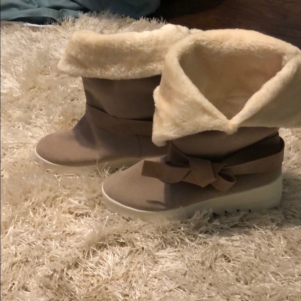 Women’s boots